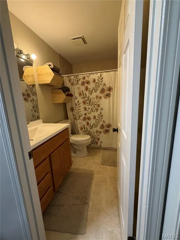 78 Nicole Court, Lake St. Louis, MO 63367 — listing photo 21 of 37