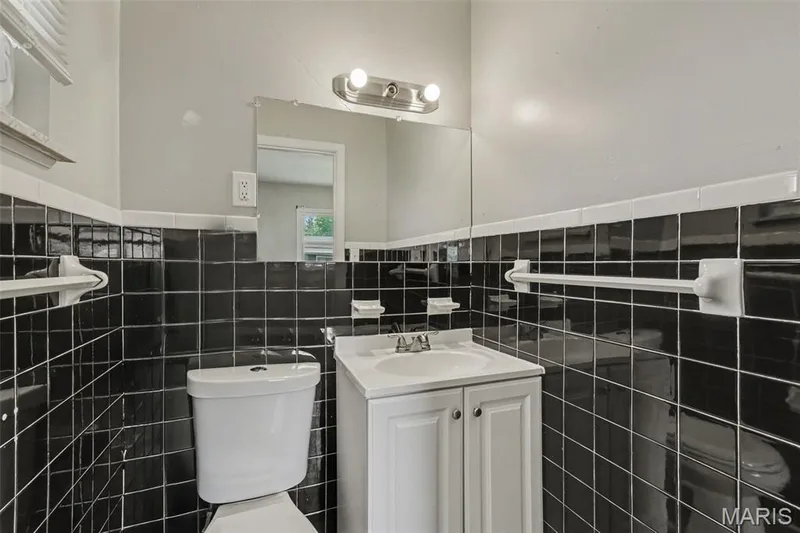 513 Kent Drive, Wentzville, MO 63385 — listing photo 13 of 25