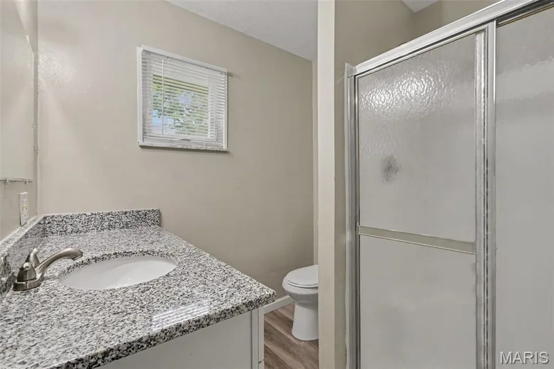 513 Kent Drive, Wentzville, MO 63385 — listing photo 16 of 25