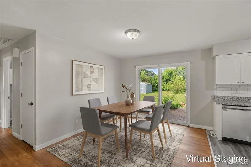 Virtually staged — 513 Kent Drive, Wentzville, MO 63385