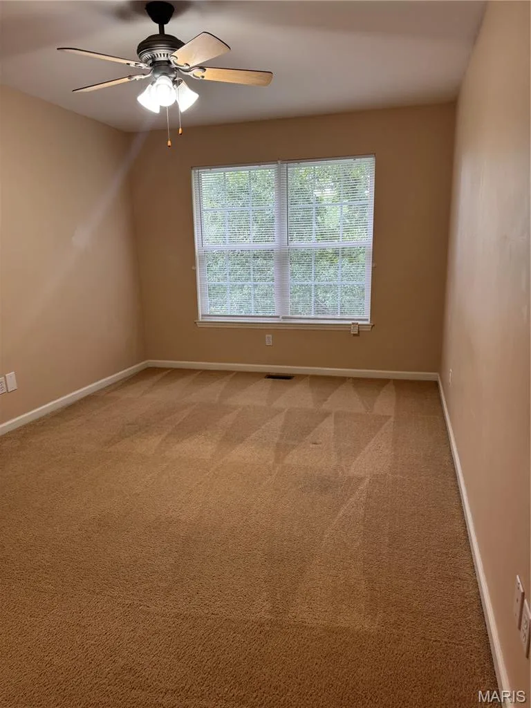 620 Grayhawk Circle, Wentzville, MO 63385 — listing photo 12 of 20