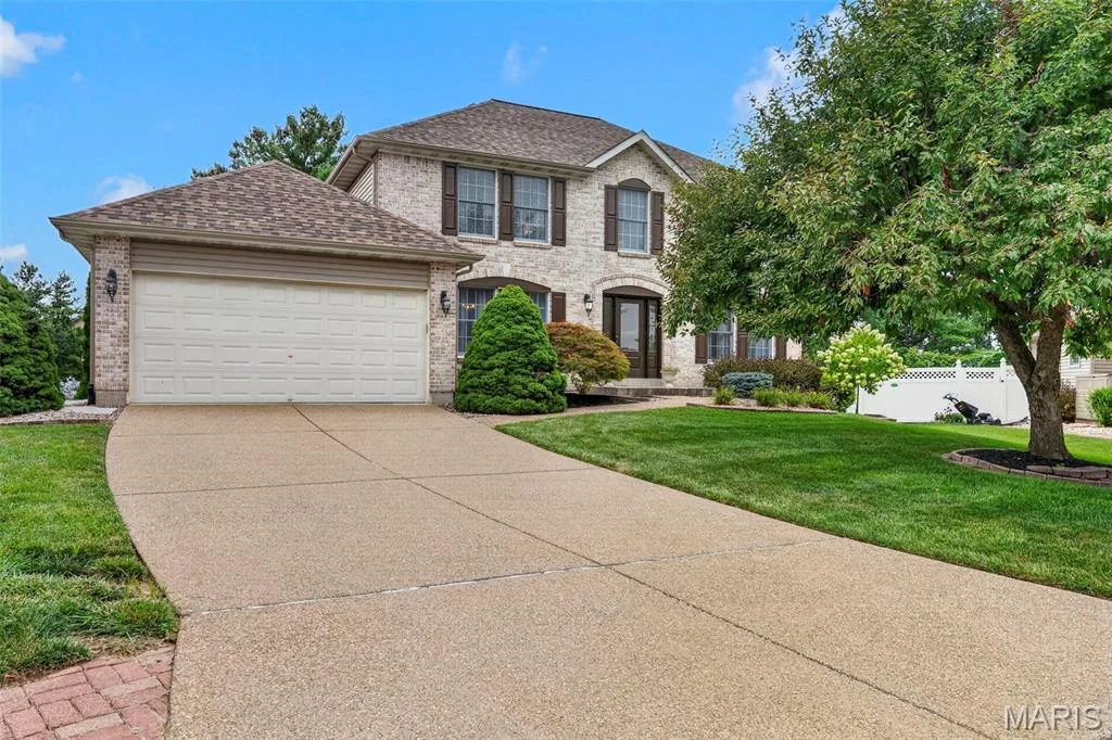 Welcome to 307 Camilla Drive! — 307 Camilla Drive, O'Fallon, MO 63366