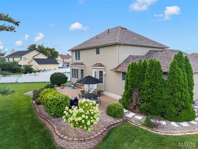 307 Camilla Drive, O'Fallon, MO 63366 — listing photo 2 of 41