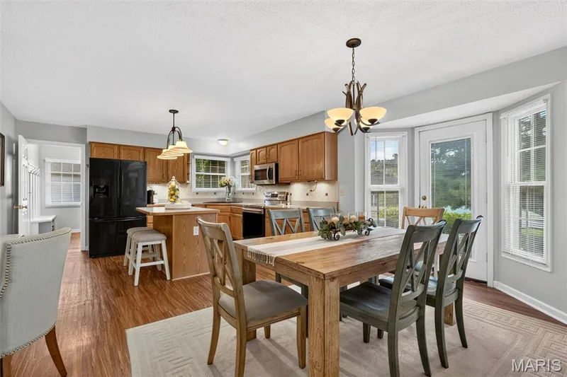 307 Camilla Drive, O'Fallon, MO 63366 — listing photo 14 of 41