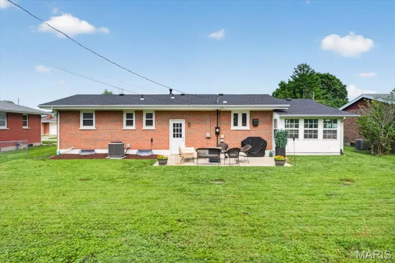2609 W Adams Street, St Charles, MO 63301 — listing photo 25 of 30