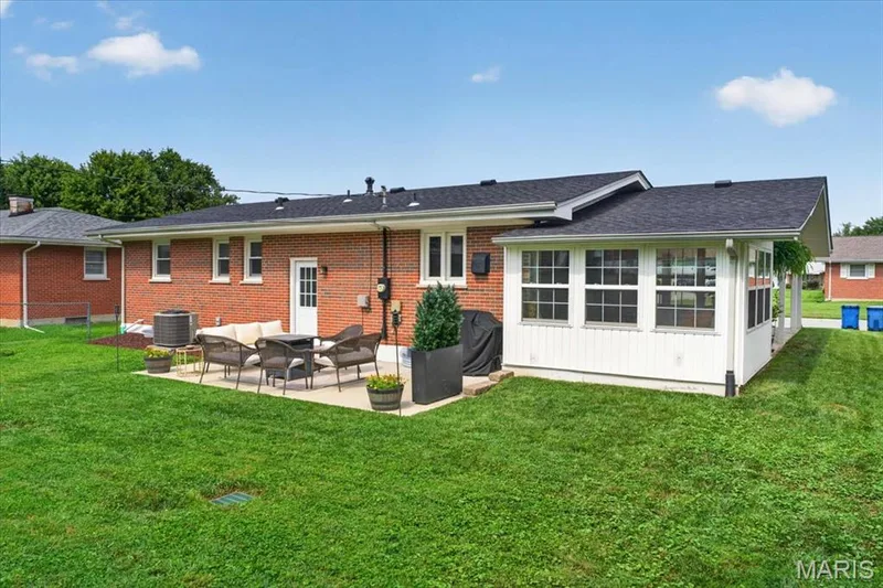 2609 W Adams Street, St Charles, MO 63301 — listing photo 26 of 30
