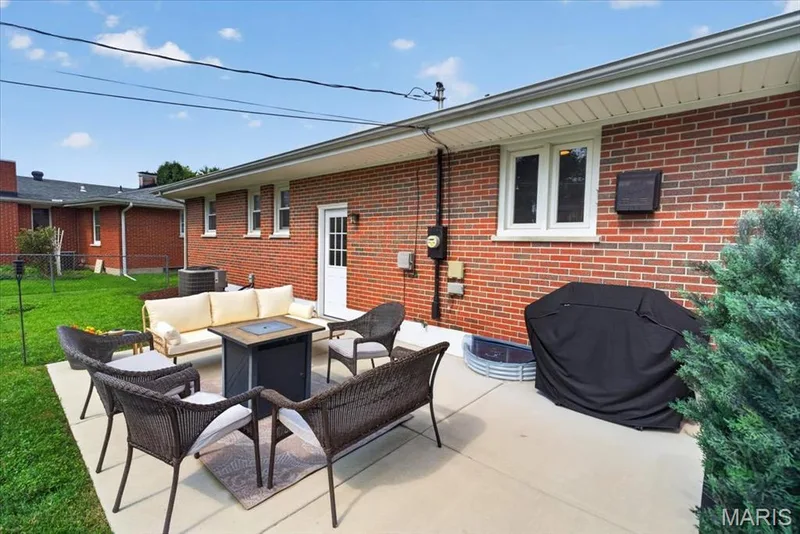 2609 W Adams Street, St Charles, MO 63301 — listing photo 28 of 30