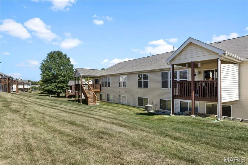 25 Turtle Creek Villas Drive, O'Fallon, MO 63366 — listing photo 34 of 37