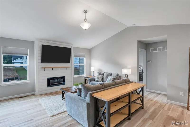 223 Westhaven Circle Drive, Wentzville, MO 63385 — listing photo 2 of 28
