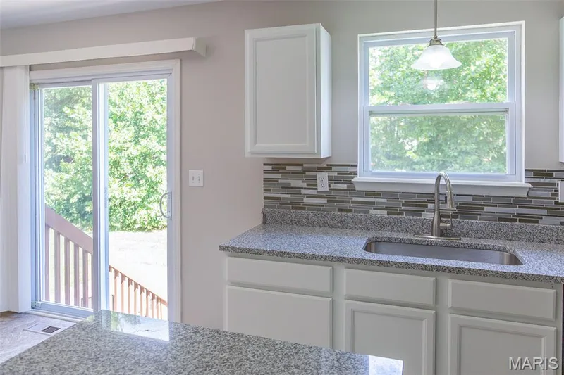 1318 Forest Way Drive, Wentzville, MO 63385 — listing photo 6 of 18