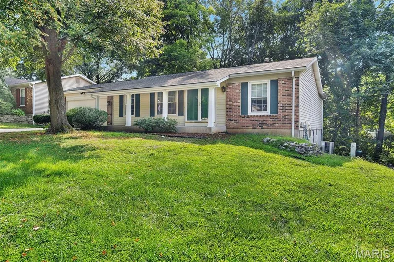 757 Millwood Drive, St Peters, MO 63376 — listing photo 2 of 30