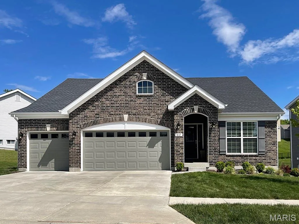 2 Maple Expanded at Bluestem Est, Lake St. Louis, MO 63367 — listing photo 1 of 22