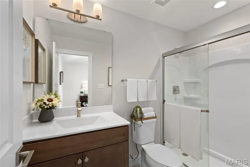 2 Pin Oak at Bluestem Estates, Lake St. Louis, MO 63367 — listing photo 34 of 38