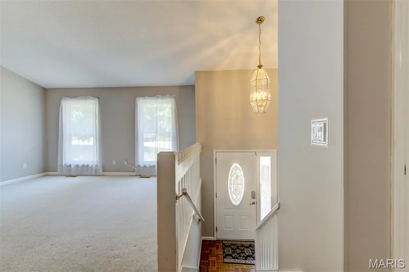 813 Edgewood Drive, Lake St. Louis, MO 63367 — listing photo 2 of 51