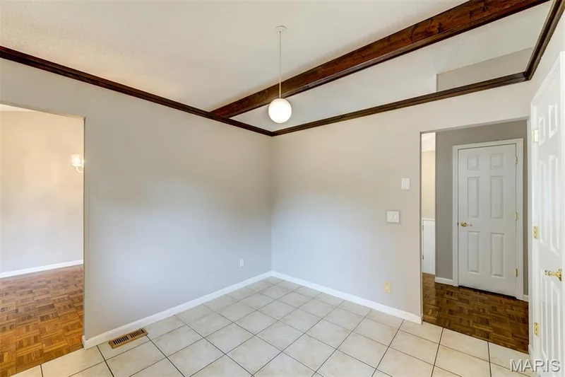 813 Edgewood Drive, Lake St. Louis, MO 63367 — listing photo 14 of 51