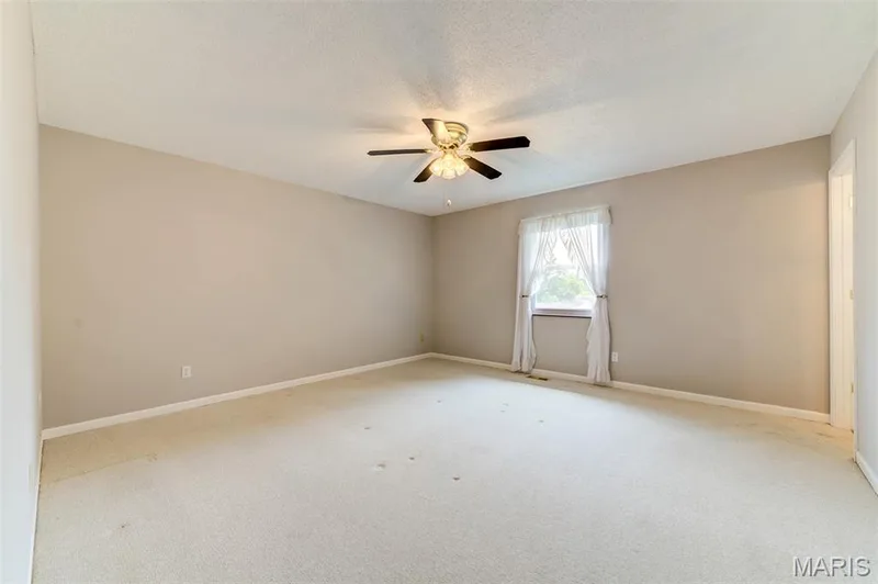 813 Edgewood Drive, Lake St. Louis, MO 63367 — listing photo 20 of 51
