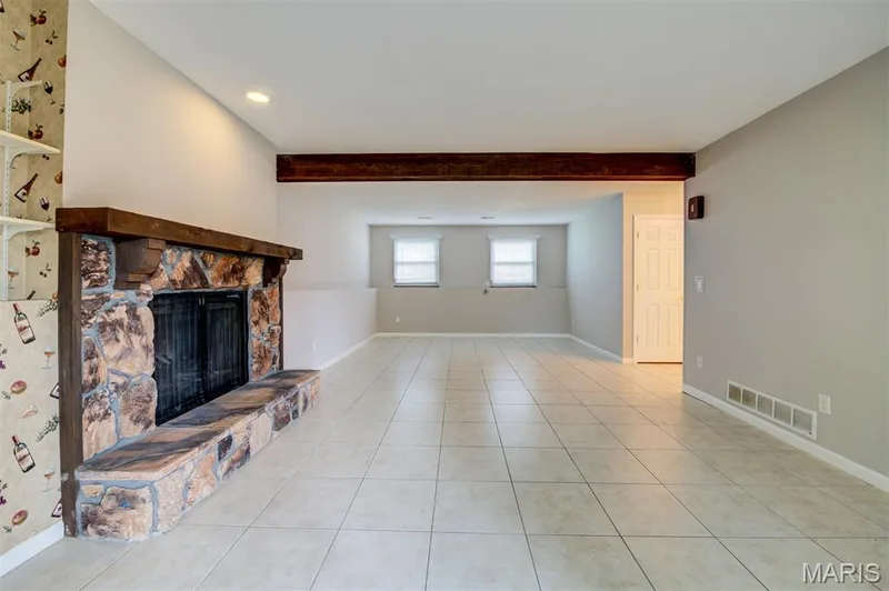 813 Edgewood Drive, Lake St. Louis, MO 63367 — listing photo 33 of 51