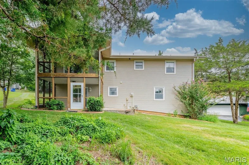 813 Edgewood Drive, Lake St. Louis, MO 63367 — listing photo 43 of 51