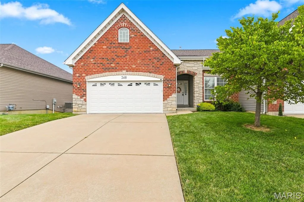 248 Pierce View Circle, Wentzville, MO 63385 — listing photo 1 of 50