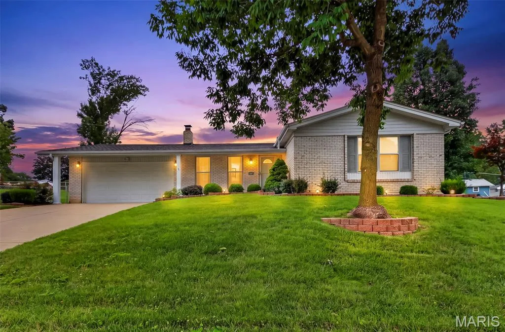 3020 Mockingbird Drive, St Charles, MO 63301 — listing photo 1 of 53