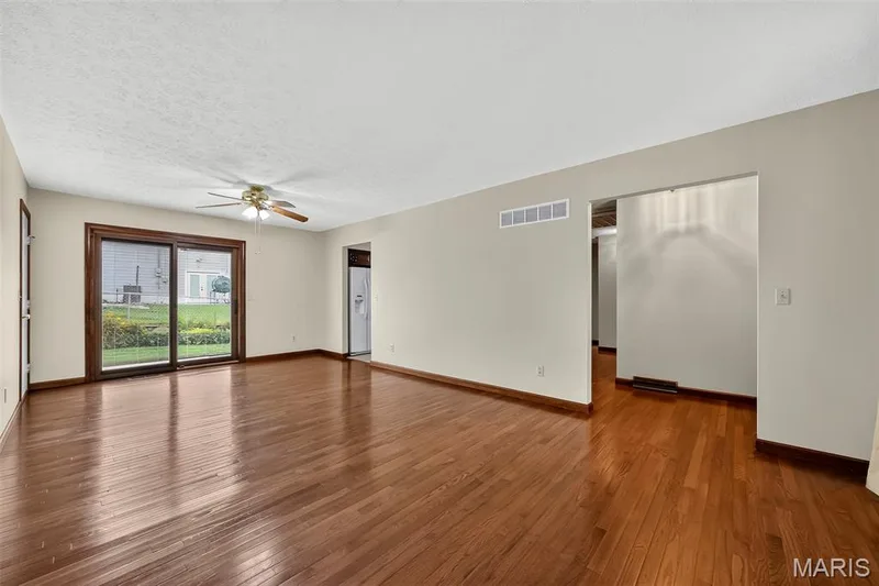 3020 Mockingbird Drive, St Charles, MO 63301 — listing photo 11 of 53