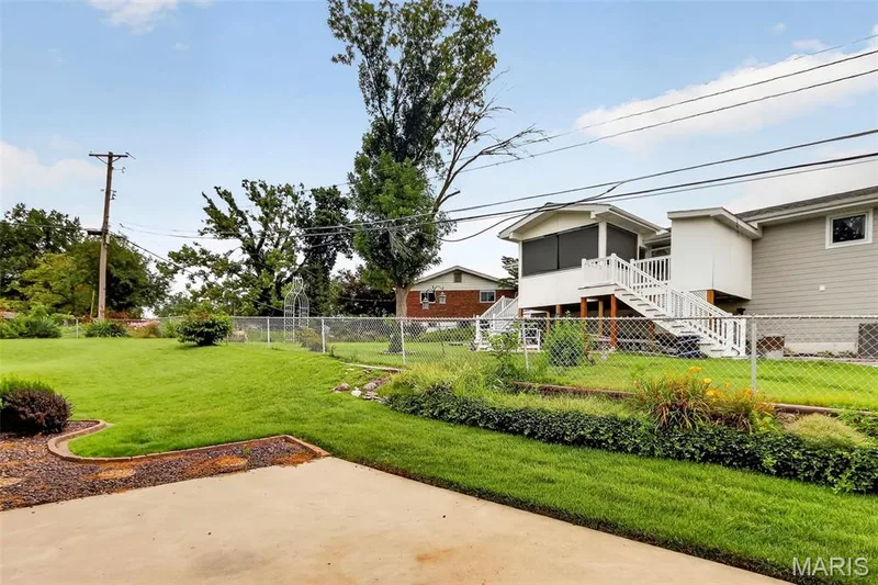 3020 Mockingbird Drive, St Charles, MO 63301 — listing photo 43 of 53
