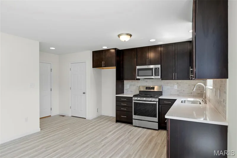 2 Arlington at Post Farms Meadows, O'Fallon, MO 63385 — listing photo 9 of 18