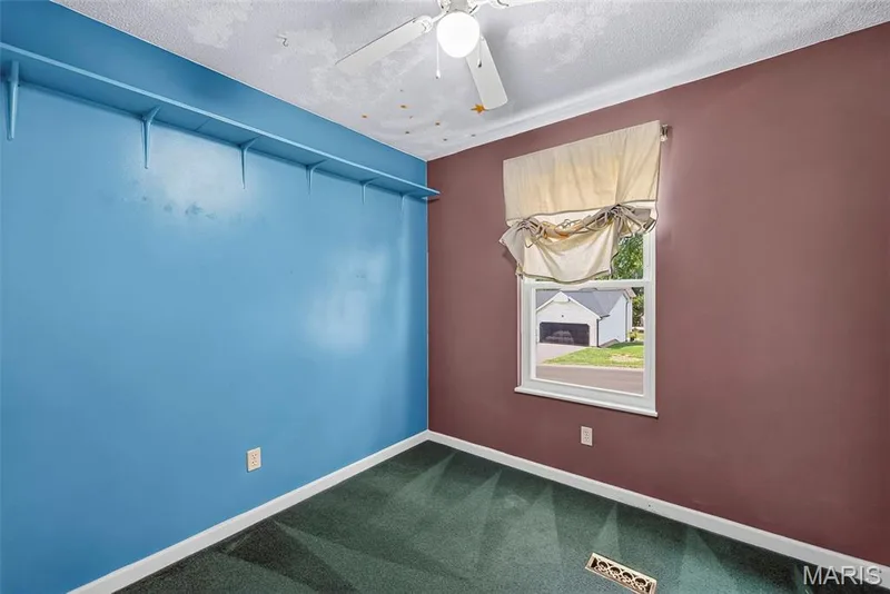 612 Lakewood Drive, Lake St. Louis, MO 63367 — listing photo 16 of 44