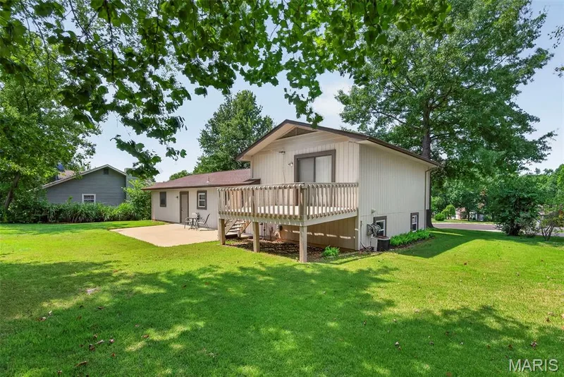 612 Lakewood Drive, Lake St. Louis, MO 63367 — listing photo 31 of 44