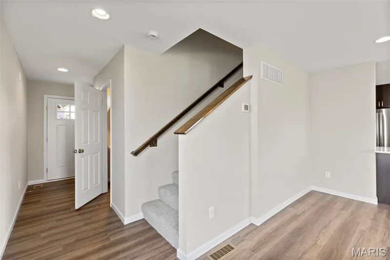 2 Burlington at Post Farms Meadows, O'Fallon, MO 63385 — listing photo 7 of 24