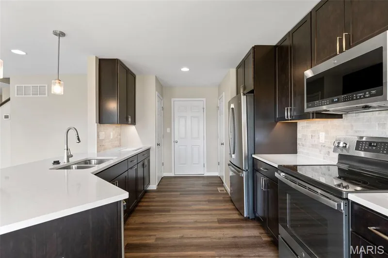 2 Burlington at Post Farms Meadows, O'Fallon, MO 63385 — listing photo 12 of 24