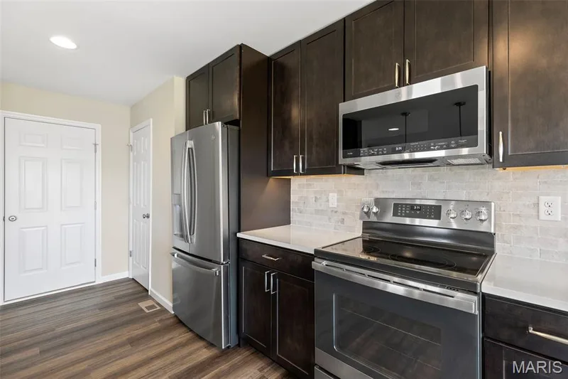 2 Burlington at Post Farms Meadows, O'Fallon, MO 63385 — listing photo 13 of 24
