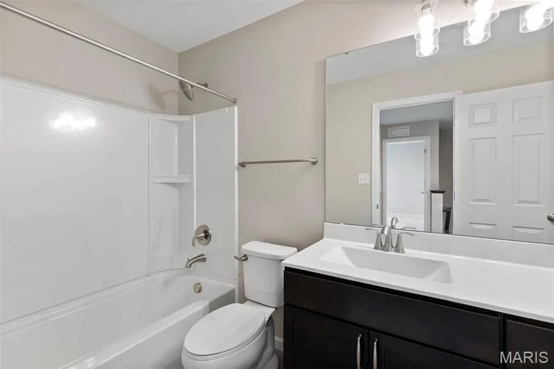 2 Burlington at Post Farms Meadows, O'Fallon, MO 63385 — listing photo 19 of 24