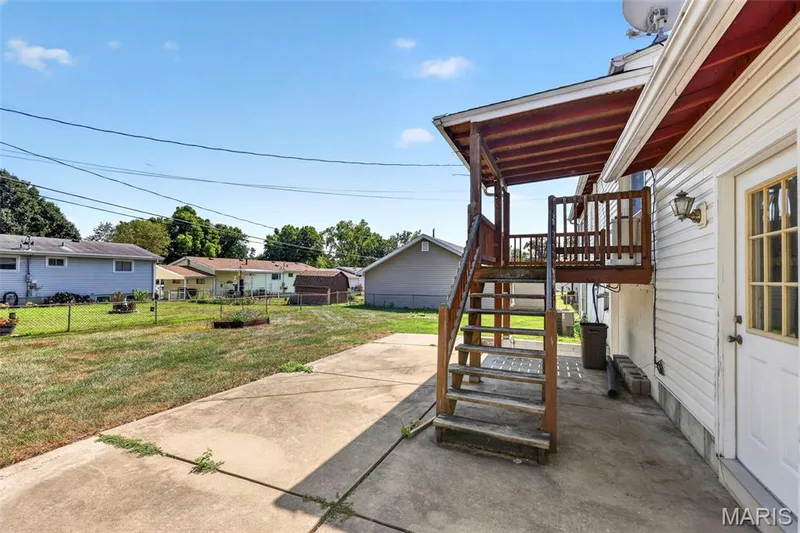 16 Saint Michael Drive, St Peters, MO 63376 — listing photo 34 of 42