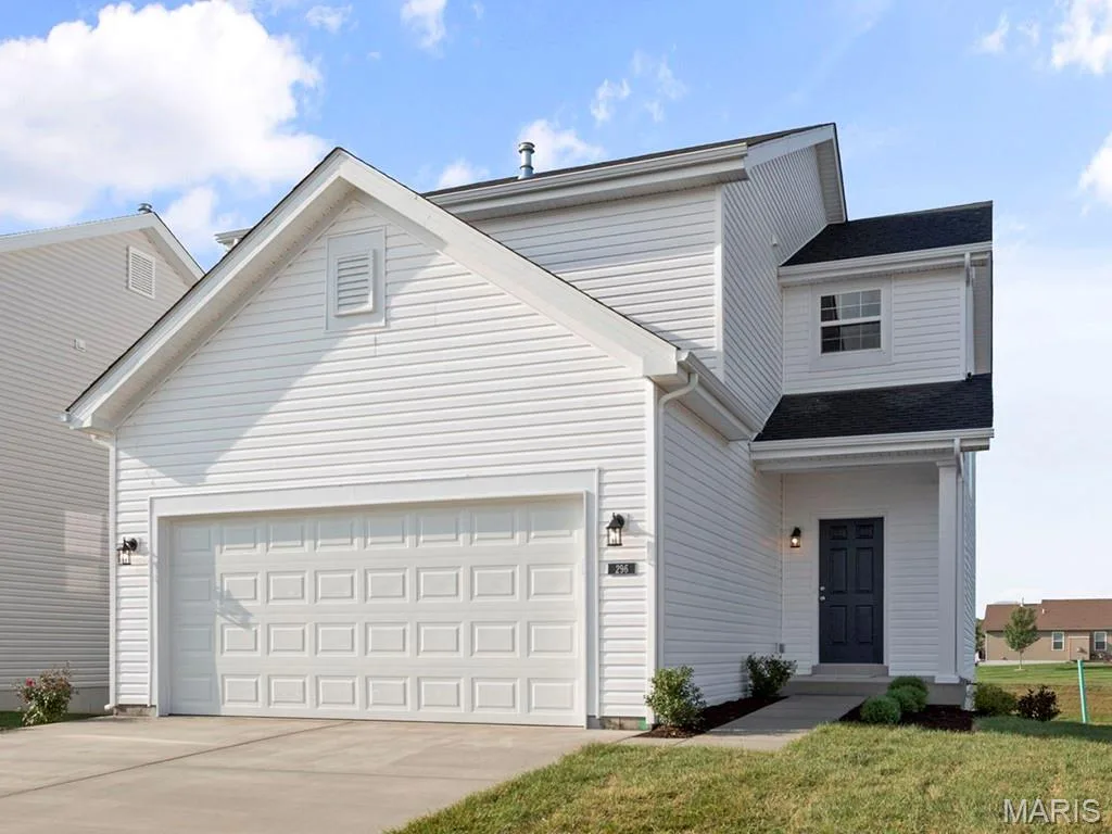 2 Fieldcrest at Post Farms Meadows, O'Fallon, MO 63385 — listing photo 1 of 23