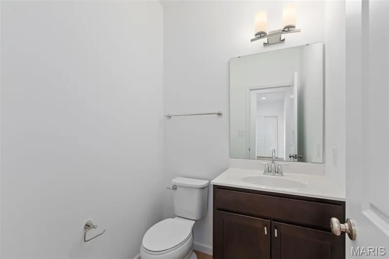 2 Fieldcrest at Post Farms Meadows, O'Fallon, MO 63385 — listing photo 4 of 23
