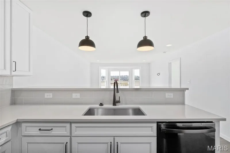 2 Belmont at Post Farms Meadows, O'Fallon, MO 63385 — listing photo 5 of 20