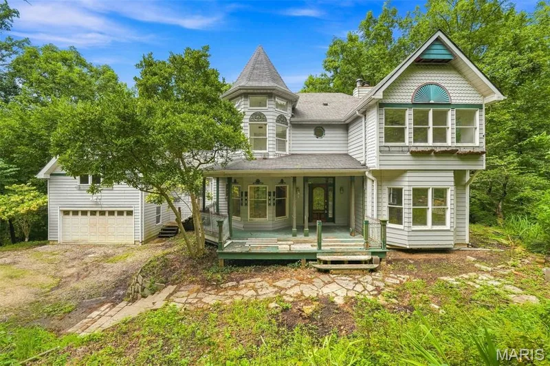 19111 Foxfire Forest Road, Wildwood, MO 63069 — listing photo 3 of 30