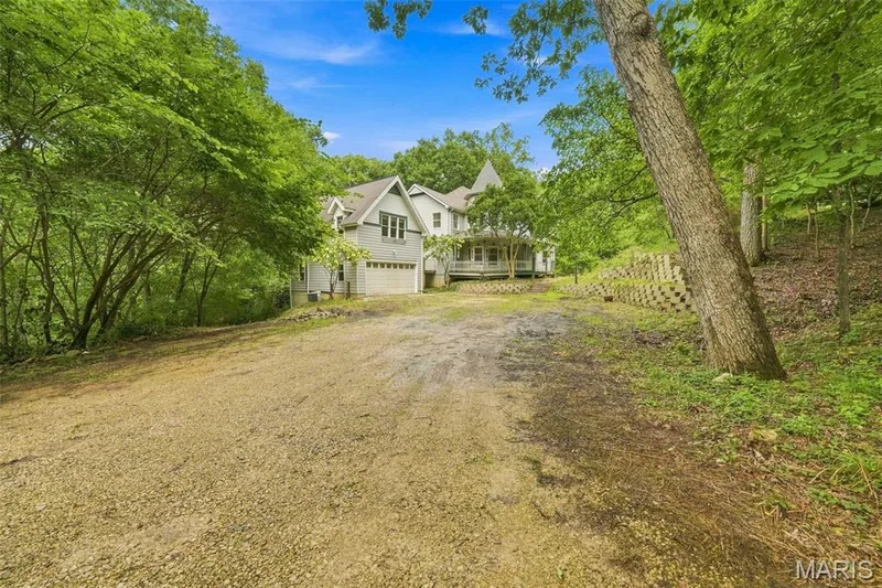 19111 Foxfire Forest Road, Wildwood, MO 63069 — listing photo 8 of 30