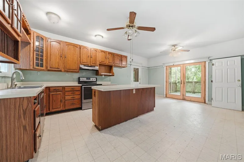 19111 Foxfire Forest Road, Wildwood, MO 63069 — listing photo 13 of 30