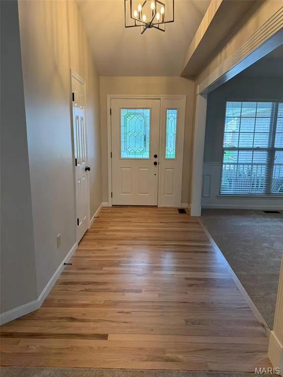 727 Hawk Run Drive, O'Fallon, MO 63368 — listing photo 10 of 57