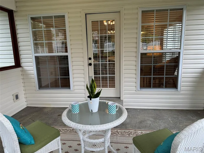 727 Hawk Run Drive, O'Fallon, MO 63368 — listing photo 31 of 57