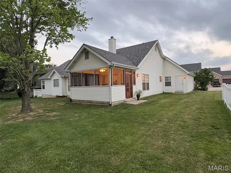 727 Hawk Run Drive, O'Fallon, MO 63368 — listing photo 54 of 57