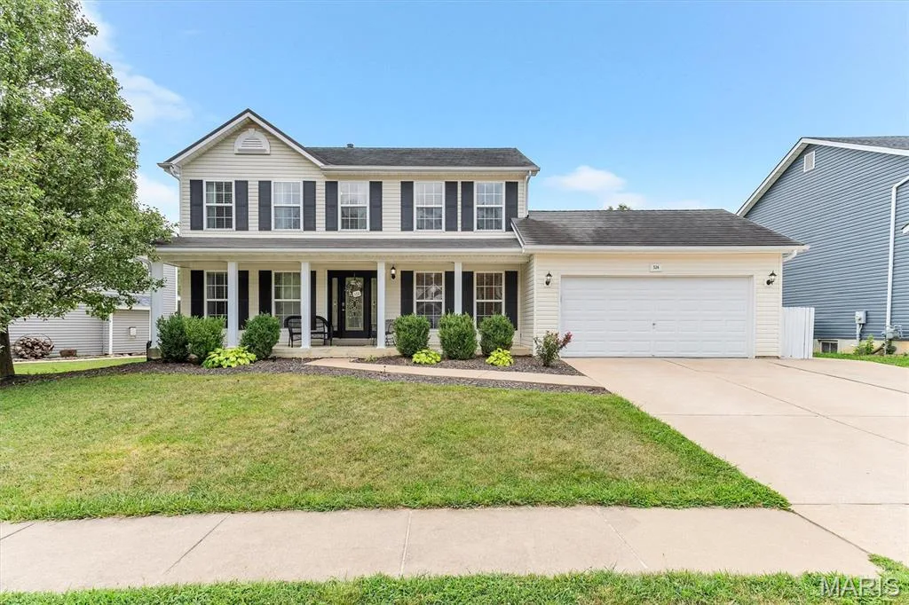 524 Great Oaks Meadow Drive, Wentzville, MO 63385 — listing photo 1 of 51