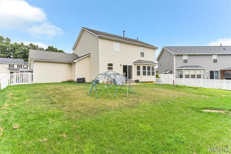 524 Great Oaks Meadow Drive, Wentzville, MO 63385 — listing photo 6 of 51