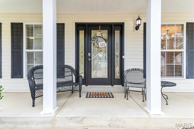 524 Great Oaks Meadow Drive, Wentzville, MO 63385 — listing photo 10 of 51