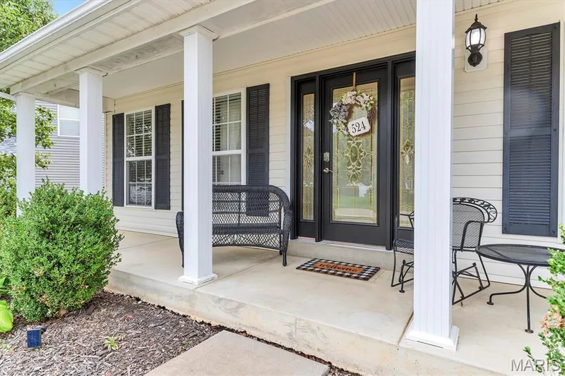 524 Great Oaks Meadow Drive, Wentzville, MO 63385 — listing photo 11 of 51