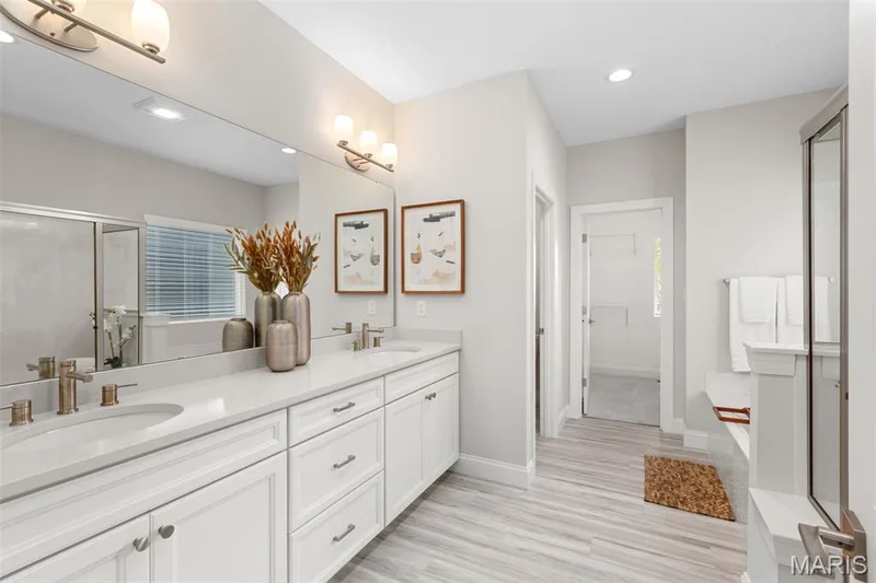 2 Pin Oak at Post Farms Enclave, O'Fallon, MO 63385 — listing photo 21 of 38