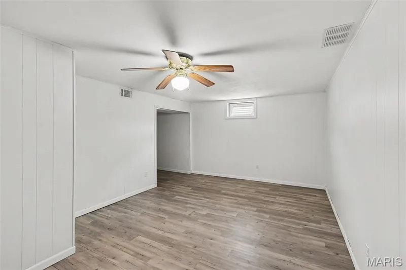 ...is a flexible room with a massive walk-in closet at rear center - and ANOTHER lighted ceiling fan! — 39 Oxbow Road, St Peters, MO 63376