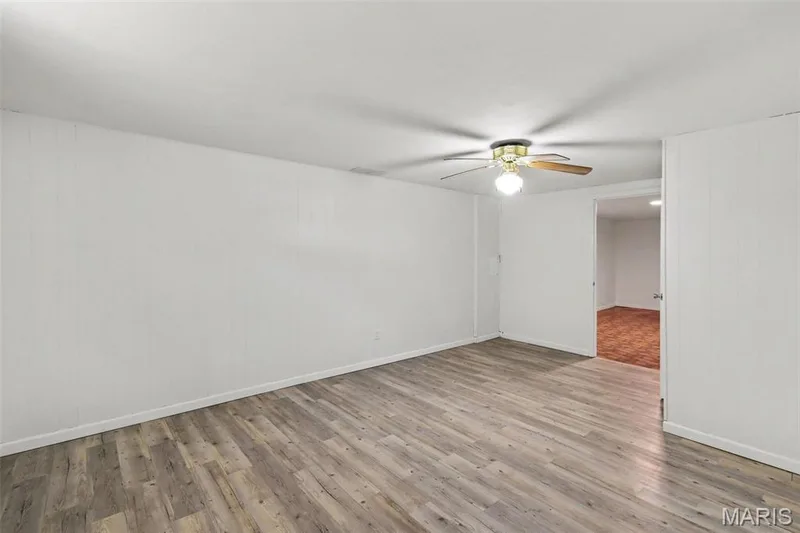 Imagine this space as your office/study, craft/sewing room, art/photo studio or private spot for overnight guests... — 39 Oxbow Road, St Peters, MO 63376